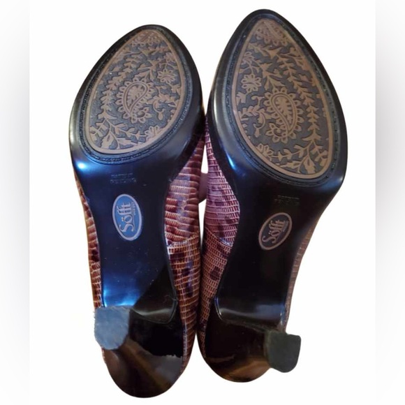 Sofft Women's Brown Leopard Print Animal Skin Thick Heel Platform Pumps - Picture 3 of 5